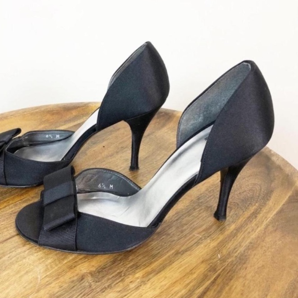Stuart weitzman satin bow heels